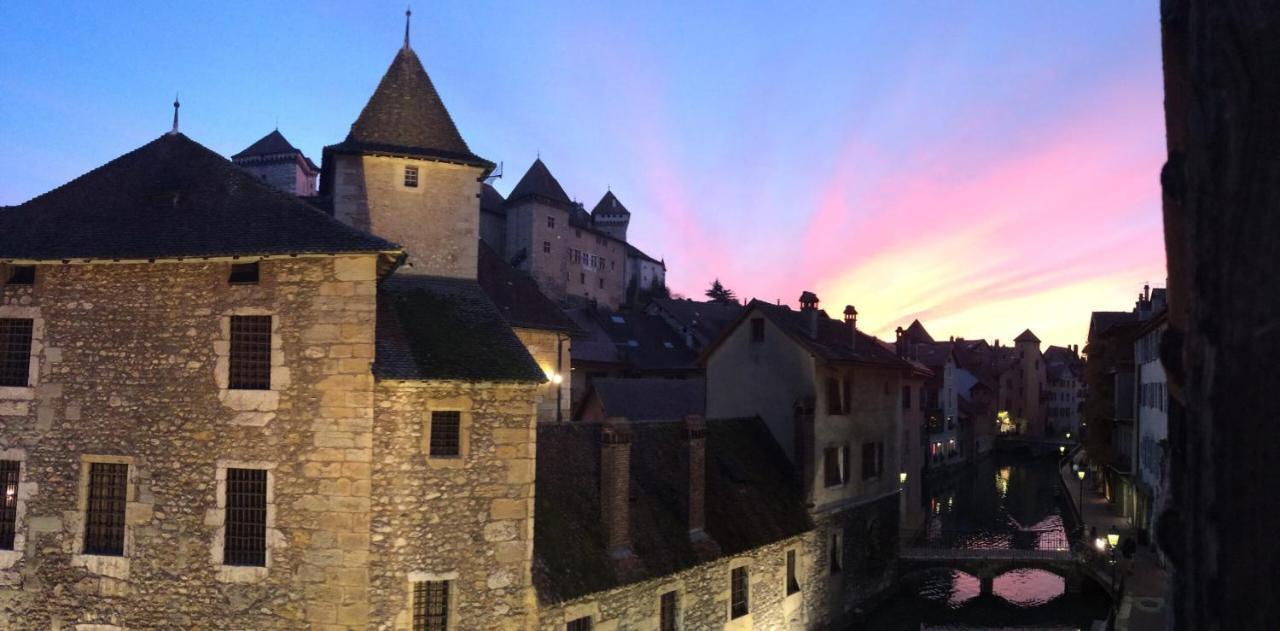 L'Appart' Du 10 - T3 4 Downtown Annecy With Canal View المظهر الخارجي الصورة